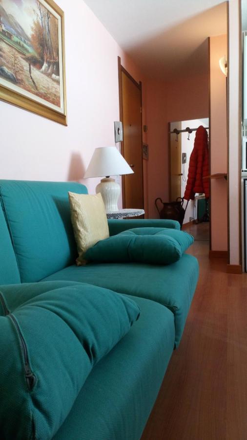 Giomein Sporting Red House Breuil-Cervinia Bagian luar foto